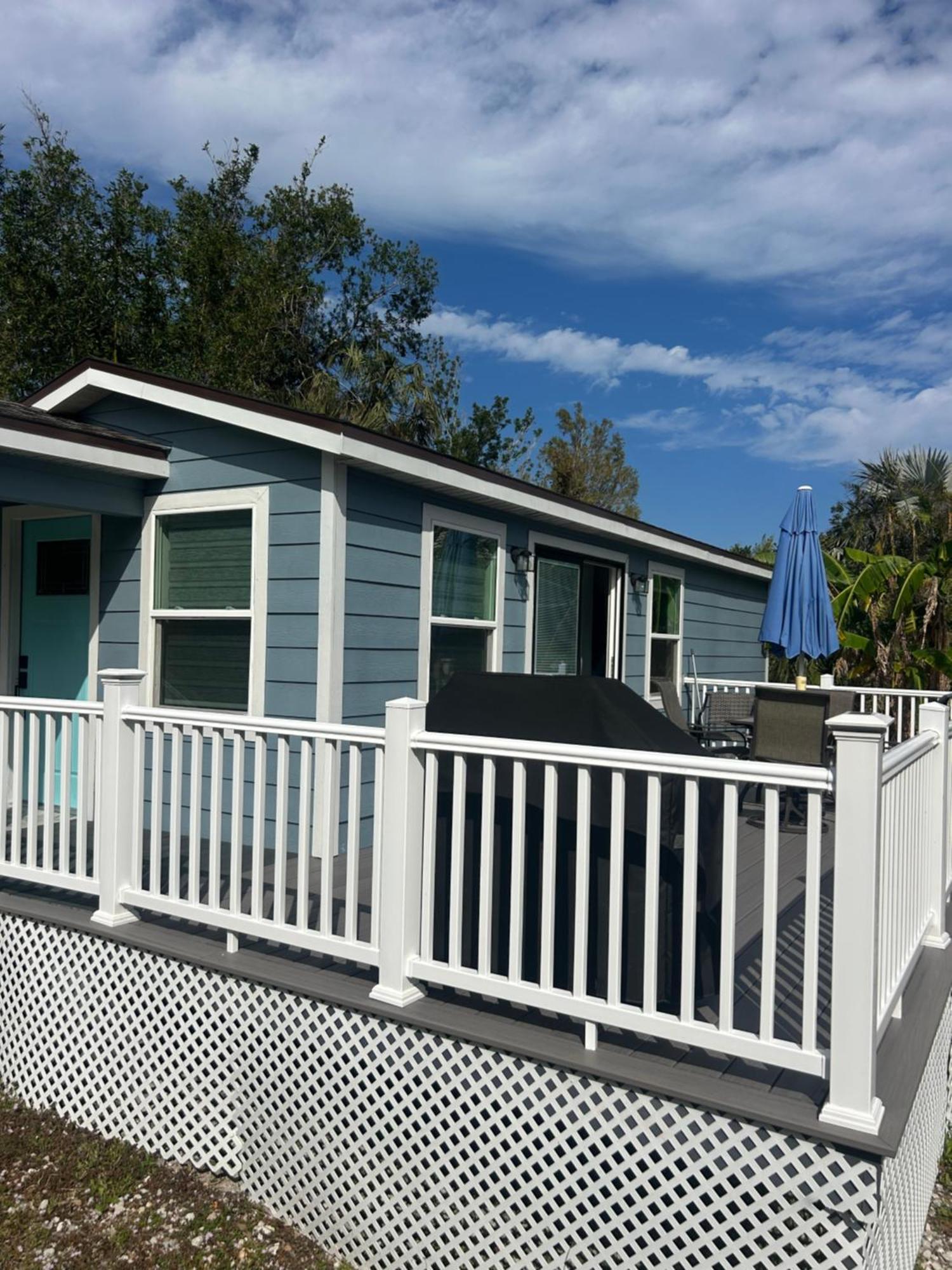 Perfect Getaway-Lovely Cottage House- Near Beaches Nokomis Buitenkant foto